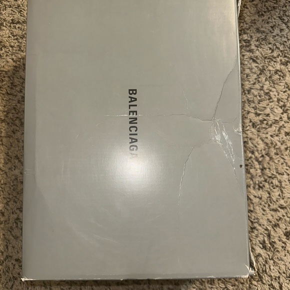 Authentic Gently Used/ Like New Balenciaga Sneakers - Picture 9 of 10